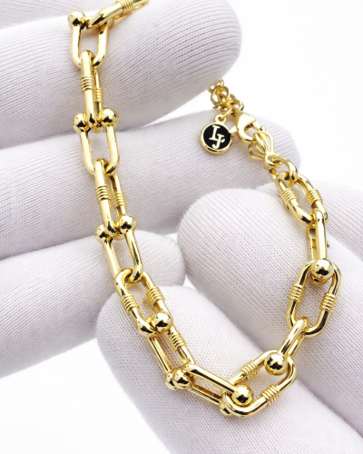 QBL564